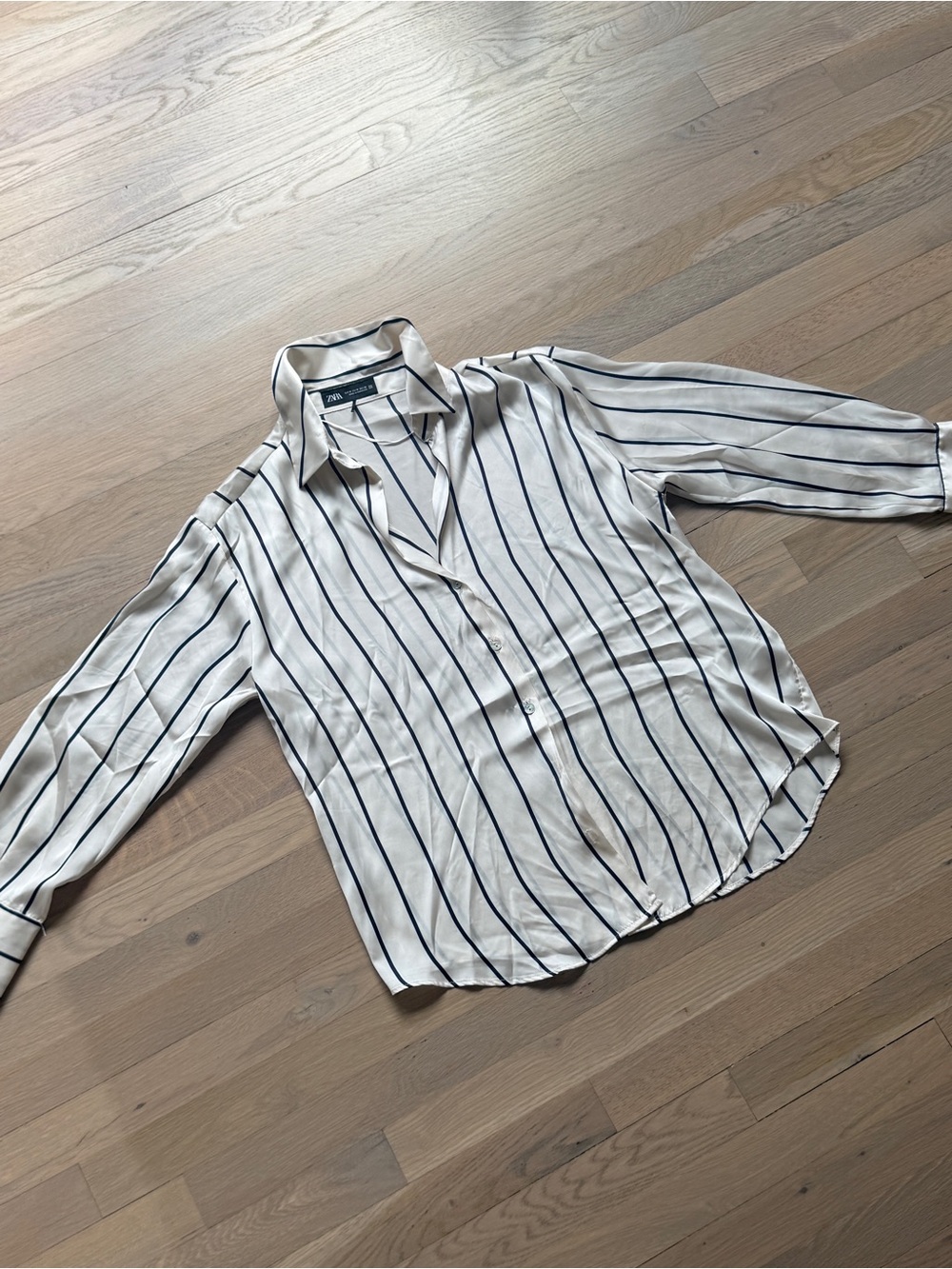 Zara Satin Ivory & Navy Blue Striped Button Down Shirt / Size M